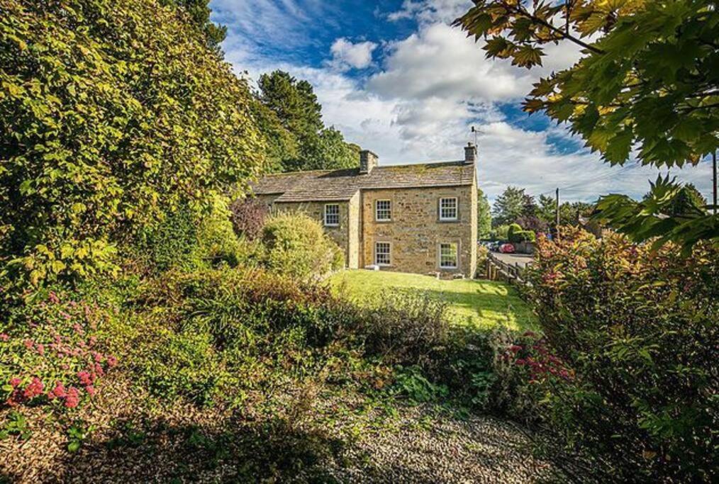 The Belle - A Lovingly Converted Grade II Listed Home From Home In ベイクウェル エクステリア 写真