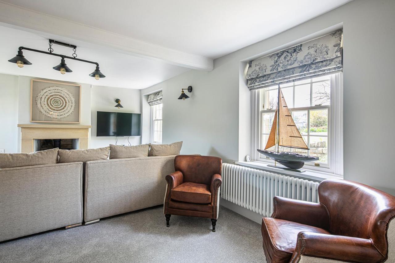 The Belle - A Lovingly Converted Grade II Listed Home From Home In ベイクウェル エクステリア 写真