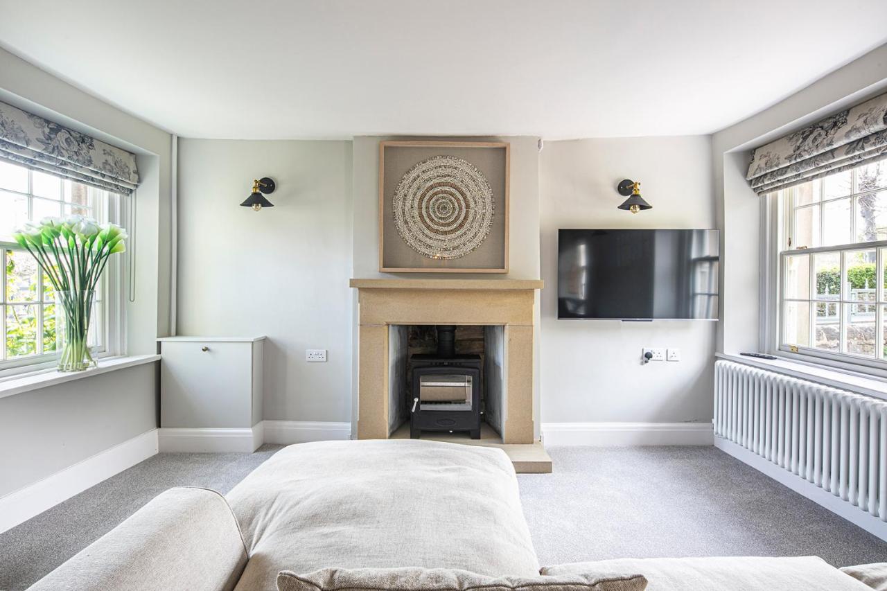 The Belle - A Lovingly Converted Grade II Listed Home From Home In ベイクウェル エクステリア 写真