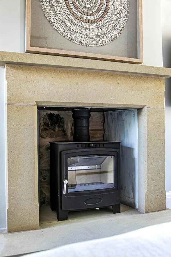 The Belle - A Lovingly Converted Grade II Listed Home From Home In ベイクウェル エクステリア 写真